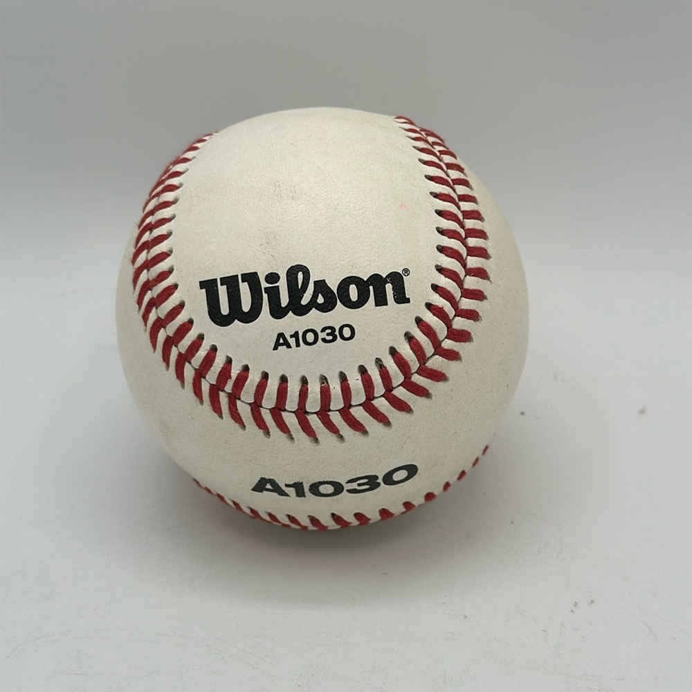 Wilson A1030 leather baseball